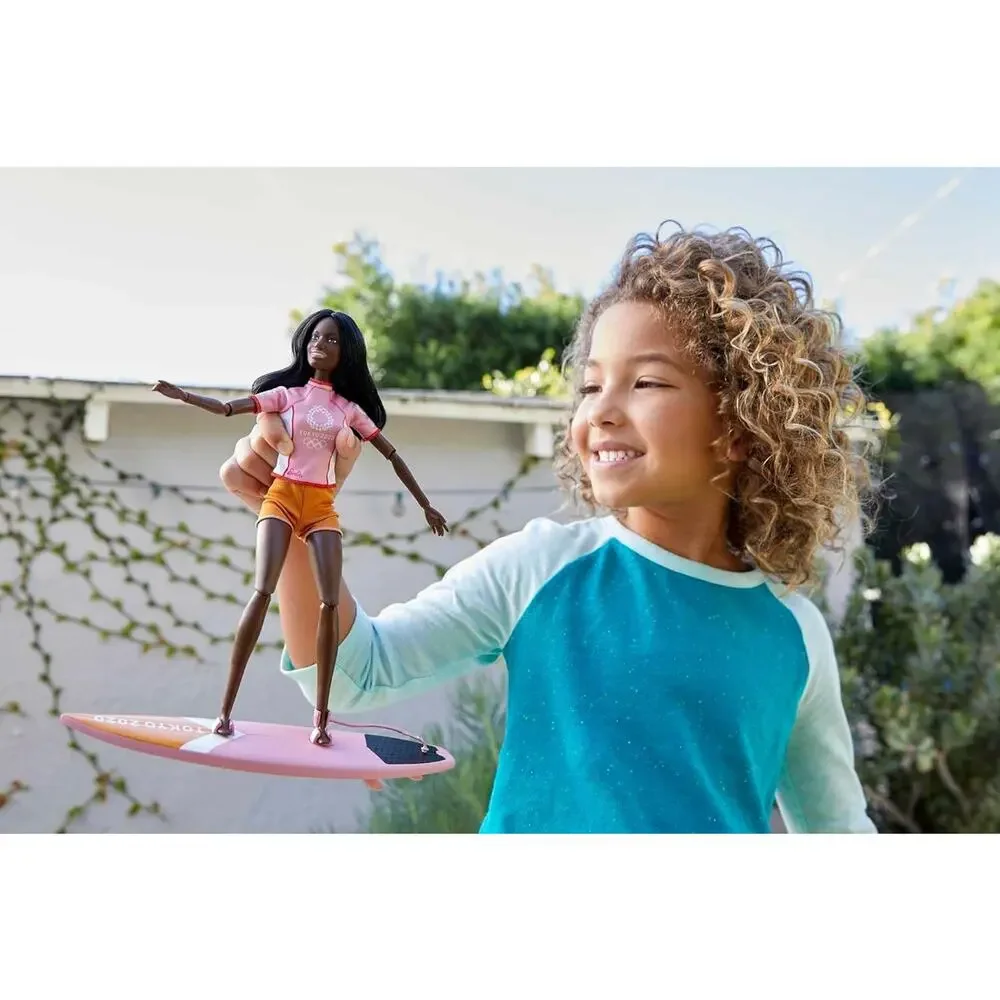 Barbie Olympic Games Tokyo 2020 Surfer Doll w/ Accessories Surfboard Medal New - Picture 5 of 11
